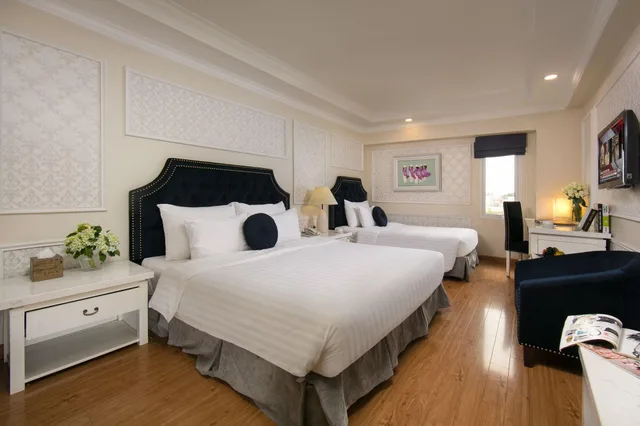 غرفة ديلوكس ثلاثية بإطلالة على الفناء، Flora Centre Hotel & Spa 2/5