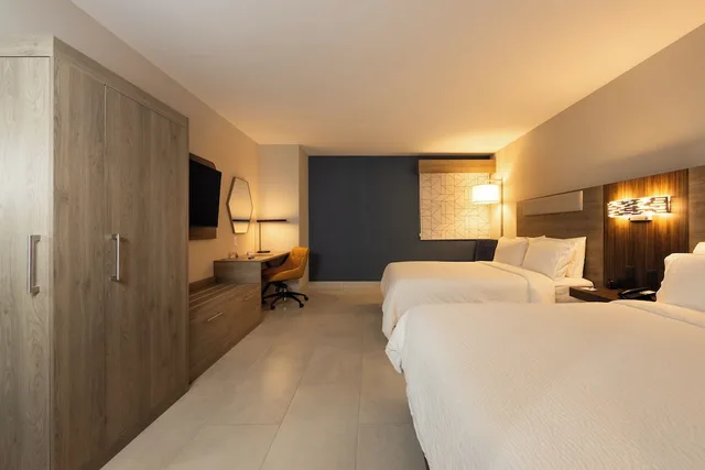 Suite, 2 Queen Beds, Lagoon View, Holiday Inn Express & Suites MAZATLAN 1/5