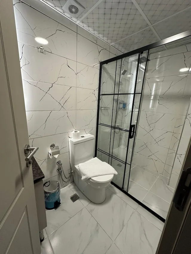 Family, 1 Single and 2 Double Beds، Peradise Hotel 10/10