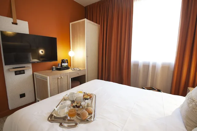 غرفة قياسية بسرير مزدوج، KYRIAD PRESTIGE CLERMONT FERRAND 5/6