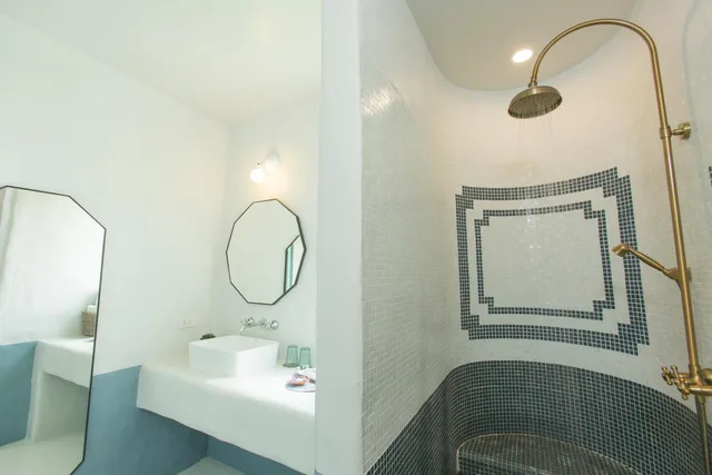 غرفة بسرير مزدوج بشرفة، Resort de Paskani 7/9