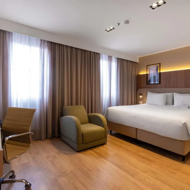 Privilege, King Bed, City View, Mercure Sao Paulo Vila Olimpia 4/7