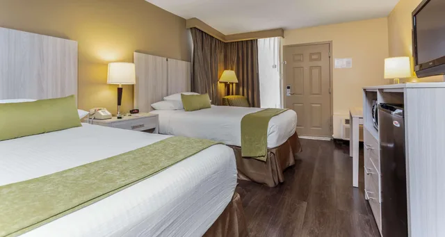 غرفة رباعية، Best Western Battlefield Inn 4/9