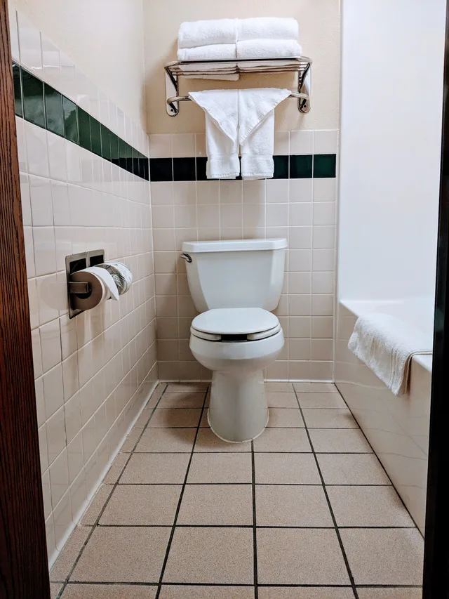 Studio, Suite, 2 Queen Beds, AmericInn by Wyndham Grand Forks 2/2