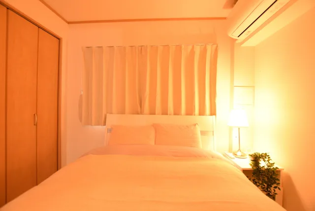 غرفة بسرير مزدوج مع أريكة، Yokoduna Hostel 4/6