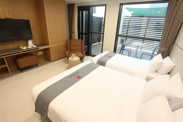 Deluxe, Balcony, Hotel Skypark Daejeon I 5/10