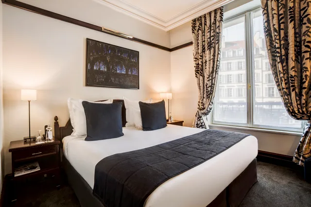 غرفة سوبيريور مزدوجة، Hotel Pont Royal 1/1