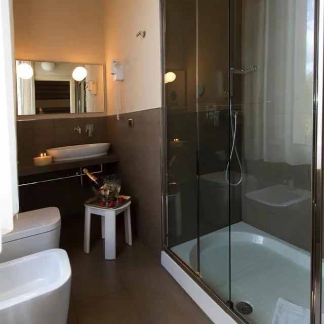 غرفة قياسية ثلاثية، Hotel Rosenblatt 5/9