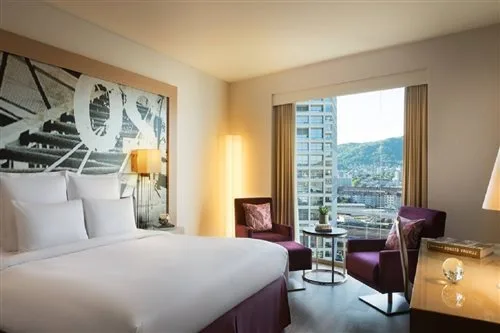 غرفة كلوب بسرير مزدوج، RENAISSANCE ZURICH TOWER HOTEL 1/1