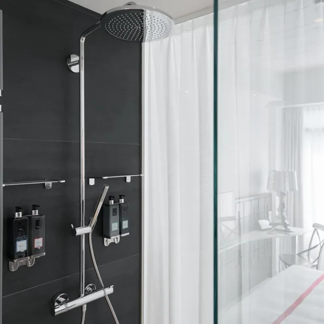 Wow, King Bed، Ruby Coco Hotel Dusseldorf 6/6