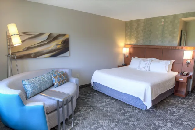 Room, Double Bed, Accessible, Courtyard By Marriott Mobile Daphne Eastern Shore 2/3