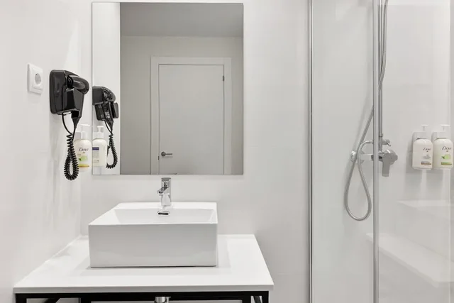غرفة بسرير كوين، B&B HOTEL Barcelona Sant Cugat 6/7