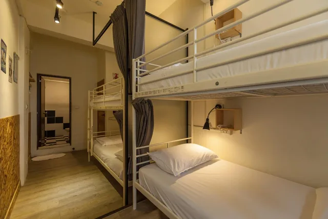 غرفة رباعية بأسرّة بطابقين بحمام خاص، Sleeping Boot Hostel 1/2