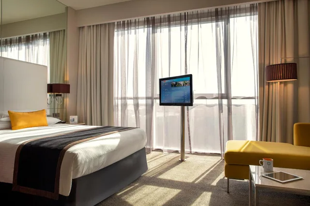استوديو بسرير كينج بمطبخ صغير، Centro Sharjah Rotana 5/7