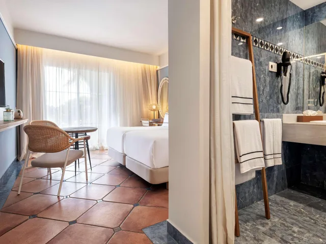 Connecting, Melia، Melia Zahara Resort & Villas 6/6