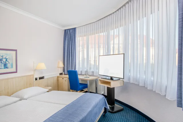 غرفة عائلية مفردة، INTERCITYHOTEL ERFURT 2/2