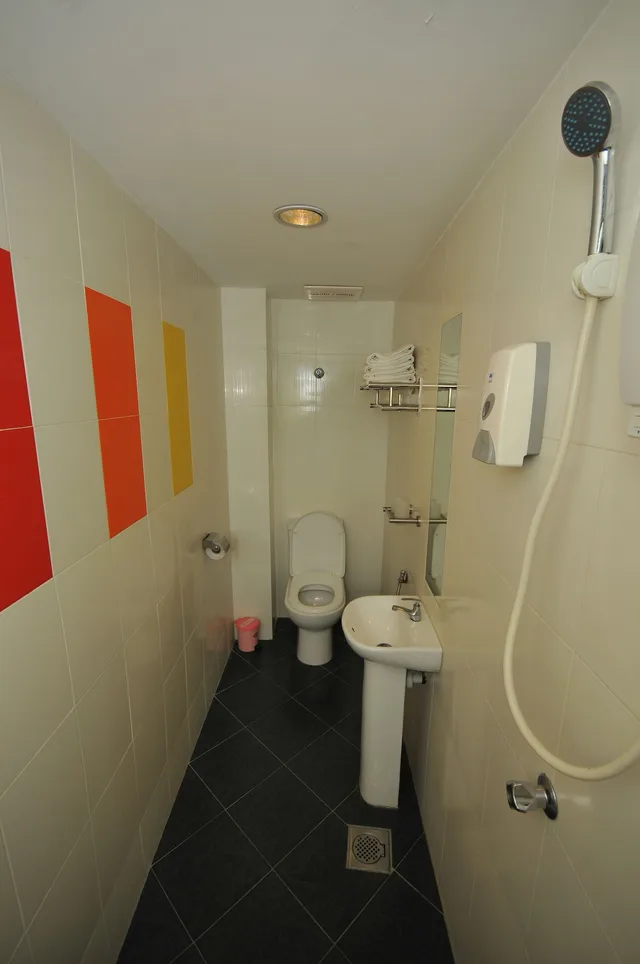 Deluxe, Twin Beds, M Design Hotel 2/3