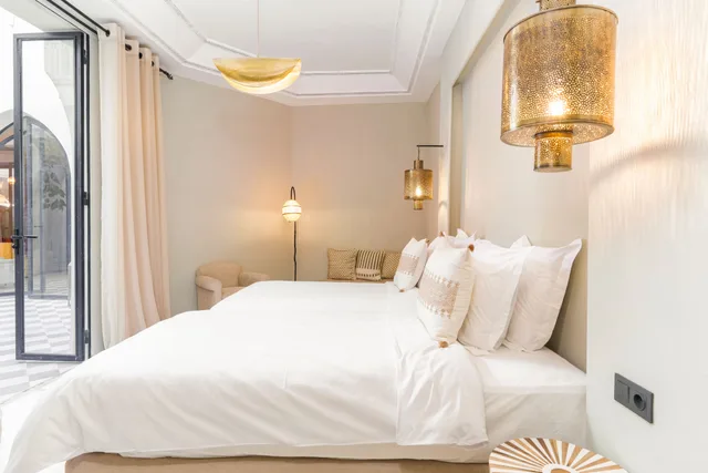 غرفة ديلوكس بسرير مزدوج أو سريرين منفصلين بشرفة، Riad XO Amira Victoria 3/9