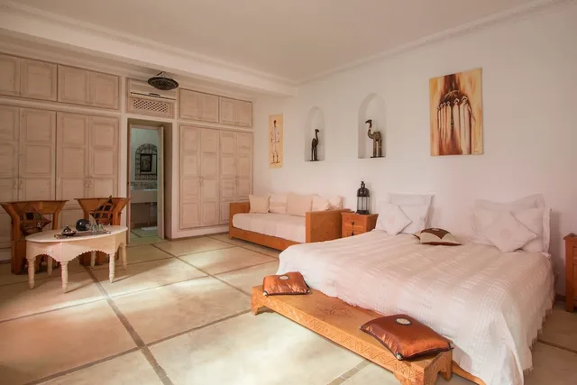 جناح ثلاثي، Riad Alegria 3/10
