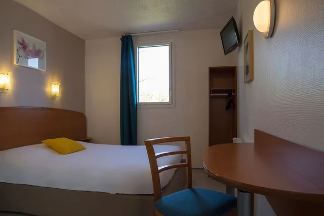 غرفة سوبيريور بسرير مزدوج، HOTEL NOVELLA CONFORT NANTES EST THE ORIGINALS CITY 1/1