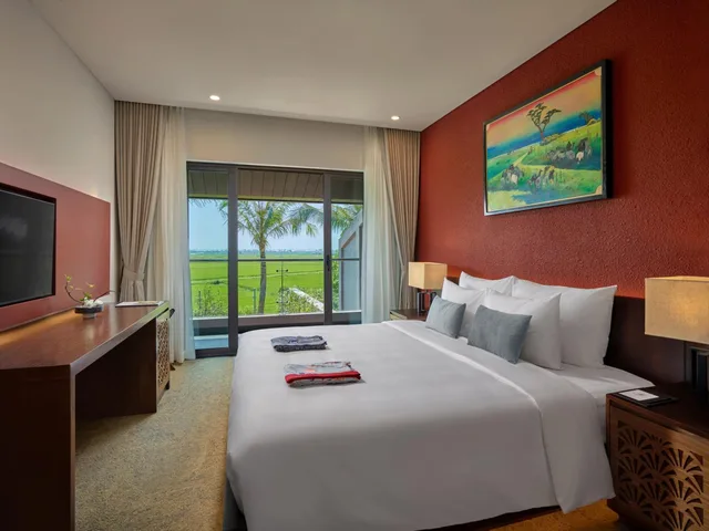 فيلا عائلية بسرير كينج مع أريكة، Kobi Onsen Resort Hue, Affiliated by Melia 1/3