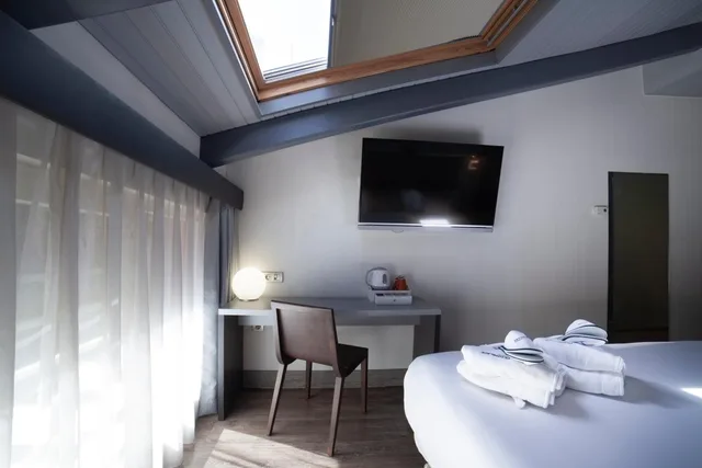 Room, Double Bed, Attic، Petit Palace Plaza Espana 4/7