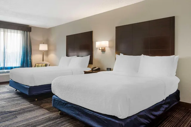غرفة بسرير كوين، Best Western Plus Columbia Inn 4/6