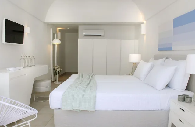 غرفة قياسية بسريرين منفصلين، Aqua Blue Hotel 2/7