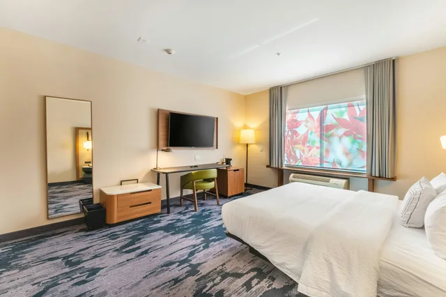 غرفة بسرير كينج، Fairfield Inn & Suites By Marriott Corpus Christi Central 13/18