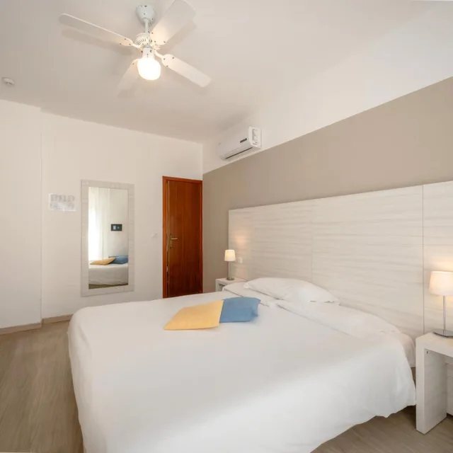 غرفة سوبيريور ثلاثية، Hotel Etna 9/10