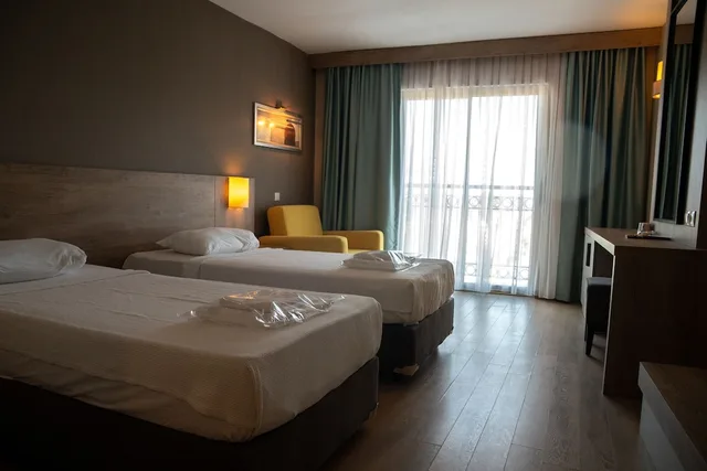 غرفة اقتصادية بسرير مزدوج أو سريرين منفصلين بغرفة نوم واحدة في الملحق، Lucida Beach Hotel 2/5