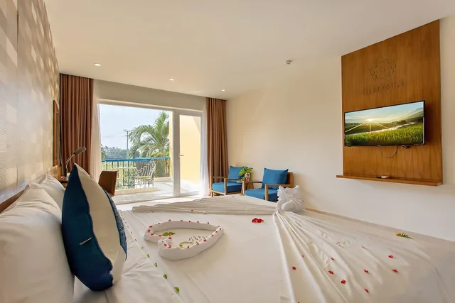 غرفة ديلوكس بسرير كينج، Aurora Riverside Hotel 2/10