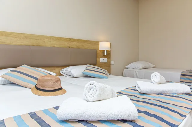 استوديو سوبيريور بسرير مزدوج وسرير فردي بإطلالة على البحر، Theo Star Beach 4/5