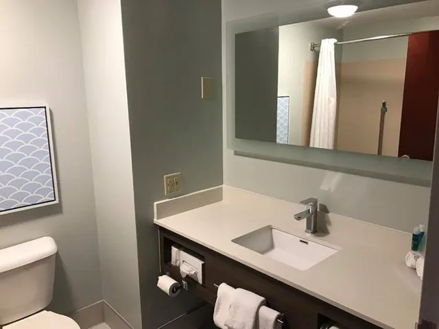 غرفة بسريرين كوين، Holiday Inn Express Hotel And Suites Dayton West Brookville 3/3