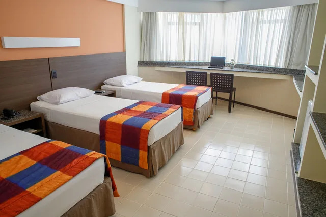 غرفة فاخرة بأربعة أسرّة وسريرين منفصلين، Park Hotel Recife 1/3