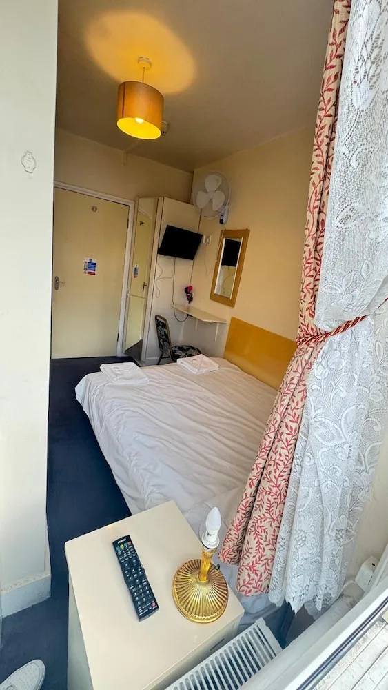 غرفة اقتصادية بسرير مزدوج بحمام مشترك، Hotel Earls Court 7/10