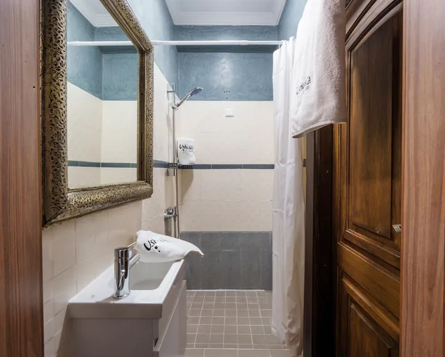 Standard, Futon Bed, 1 Queen and 1 Single Bed, Riad Ushuaia la Villa - Centre Marrakech 7/8