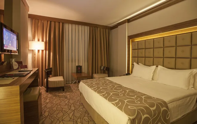 غرفة غراند ديلوكس ثلاثية، Grand Hotel Gaziantep 1/10