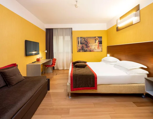 غرفة عائلية بسرير كينج وسرير بطابقين، Best Western Plus City Hotel 3/10