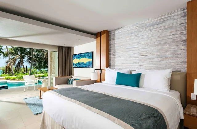 Swim Out, Junior Suite, King Bed, Pool View, Sonesta Ocean Point Resort - Adults Only 2/6