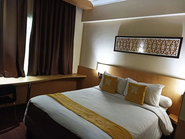 غرفة سوبيريور بسرير كوين، Tamarin Hotel Jakarta 3/6