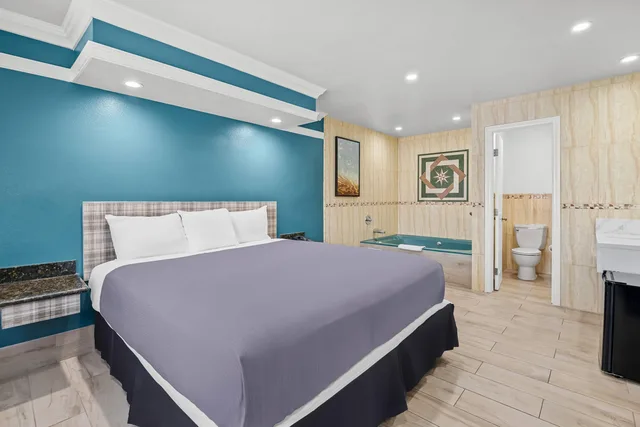 غرفة بسرير كينج، Rodeway Inn Commerce - Los Angeles 3/5
