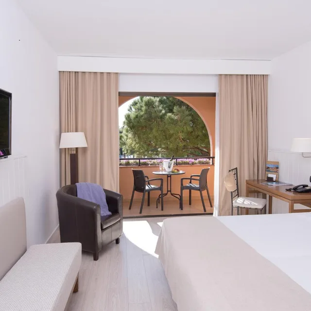 غرفة مفردة بشرفة، La Costa Golf and Beach Resort 4/6