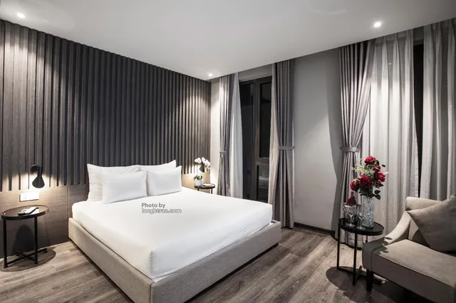 Deluxe, King Bed, Grand Ocean Luxury Boutique 2/4