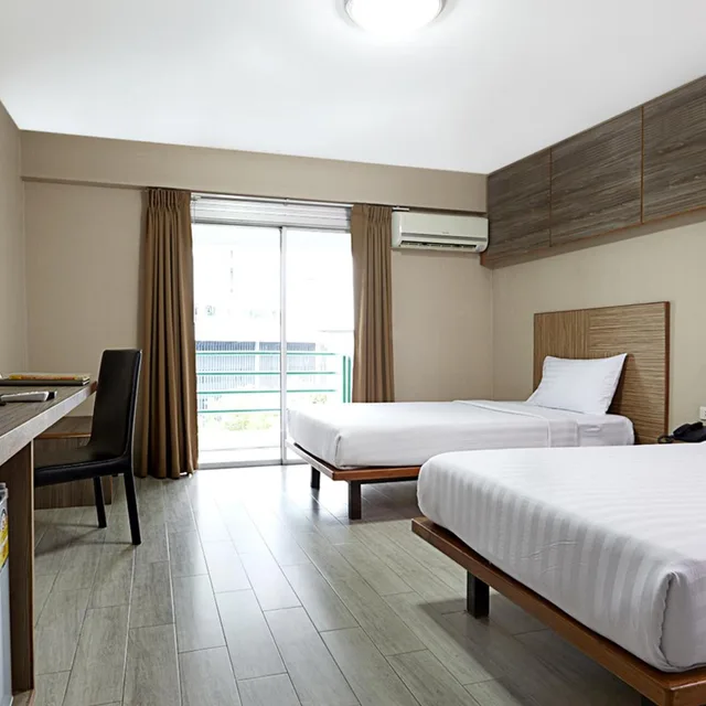 غرفة ديلوكس بسريرين منفصلين، Watana Hotel Bangkok 1/10