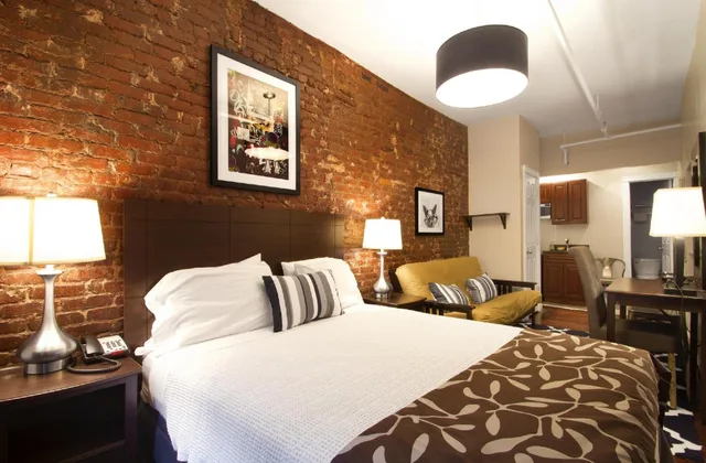 غرفة قياسية بحمام خاص، HOTEL 309 10/10