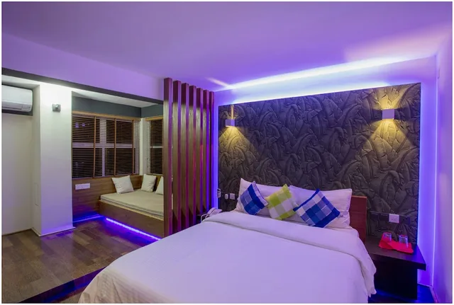 Ripple Beach Inn، Male 19/50