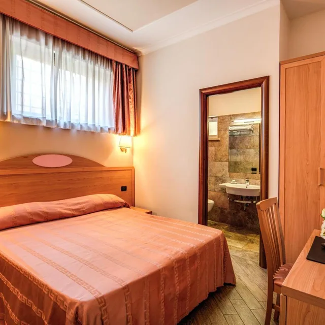 غرفة اقتصادية بسرير مزدوج، Hotel Roma Tiburtina 6/10