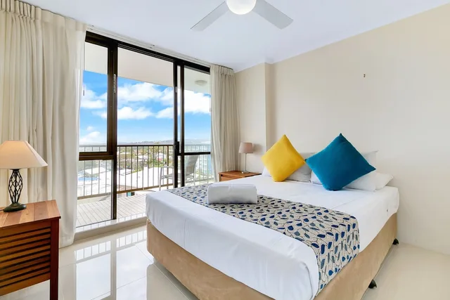 شقة بإطلالة على البحر بـ3 غرف نوم، Seaview Resort 1/5