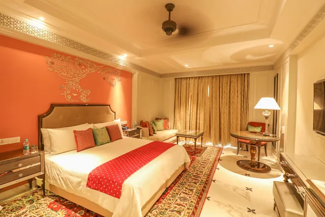 Palace, King Bed، The Leela Palace Jaipur 9/10